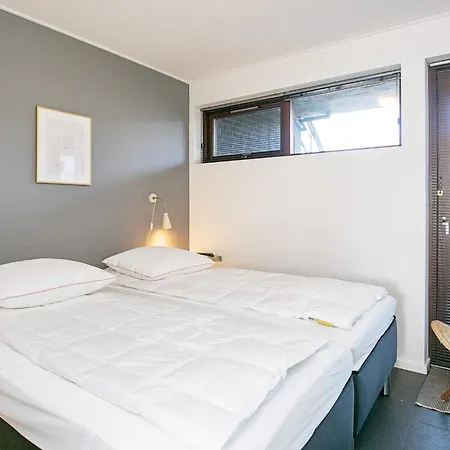 5 Star In Apartment *